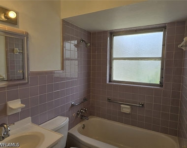 33 Broadway Circle - Photo Thumbnail 16