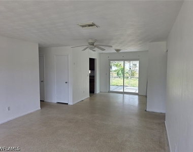 33 Broadway Circle - Photo Thumbnail 4