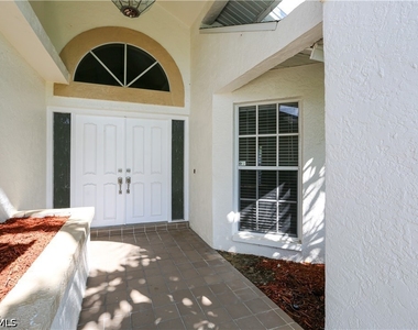 1040 Moon Lake Drive - Photo Thumbnail 3