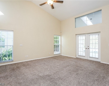1040 Moon Lake Drive - Photo Thumbnail 17