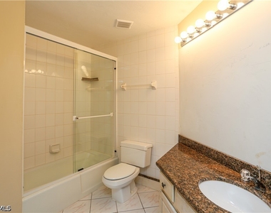 1040 Moon Lake Drive - Photo Thumbnail 16