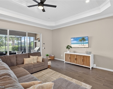 5856 Sunningdale Street - Photo Thumbnail 10