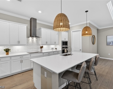 5856 Sunningdale Street - Photo Thumbnail 6