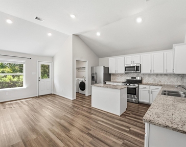 28106 Aspen Horizon Drive - Photo Thumbnail 8