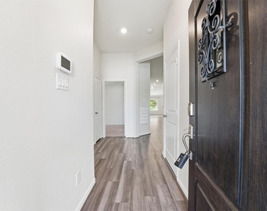 28106 Aspen Horizon Drive - Photo Thumbnail 1