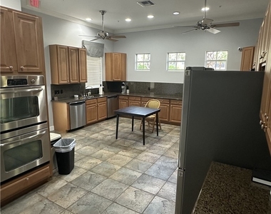 2004 Tarpon Bay Drive N - Photo Thumbnail 9