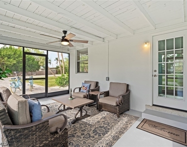 2134 Palm Street - Photo Thumbnail 2