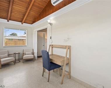 2134 Palm Street - Photo Thumbnail 17