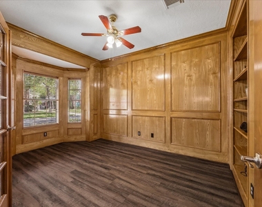 11818 Orchard Mountain Drive - Photo Thumbnail 9