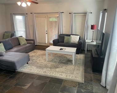 2209 Alabama Street - Photo Thumbnail 7