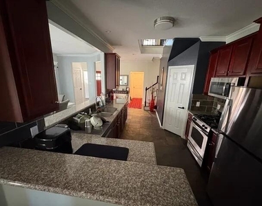 2209 Alabama Street - Photo Thumbnail 11