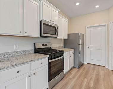 10339 Red Cardinal Drive - Photo Thumbnail 6