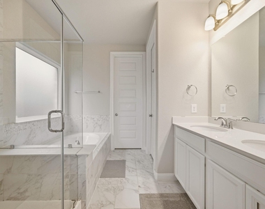 21419 Waldenburg Place - Photo Thumbnail 14