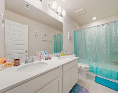 21419 Waldenburg Place - Photo Thumbnail 16