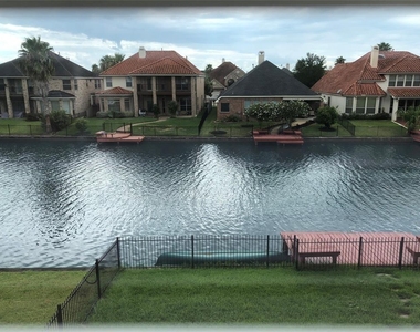 14326 Ayers Rock Road - Photo Thumbnail 21