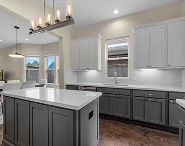 55 Red Harper Drive - Photo Thumbnail 5