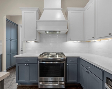 55 Red Harper Drive - Photo Thumbnail 4