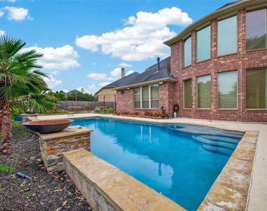 27411 Manor Falls Lane - Photo Thumbnail 45