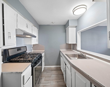 2404 Yoakum Blvd Boulevard - Photo Thumbnail 6