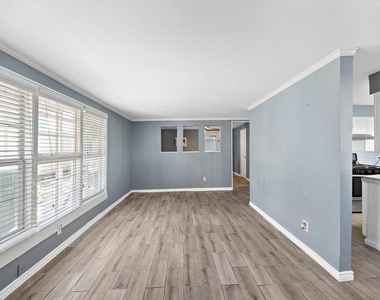 2404 Yoakum Blvd Boulevard - Photo Thumbnail 3