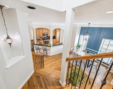 107 Detering Street - Photo Thumbnail 11