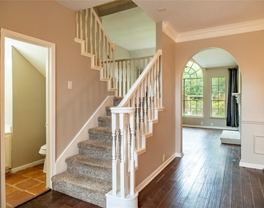 3523 Ashlock Drive - Photo Thumbnail 8