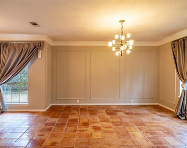 3523 Ashlock Drive - Photo Thumbnail 2
