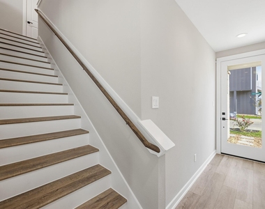 11303 Stonework Grove Lane - Photo Thumbnail 3
