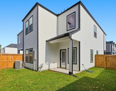 11303 Stonework Grove Lane - Photo Thumbnail 29