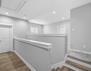 11303 Stonework Grove Lane - Photo Thumbnail 17