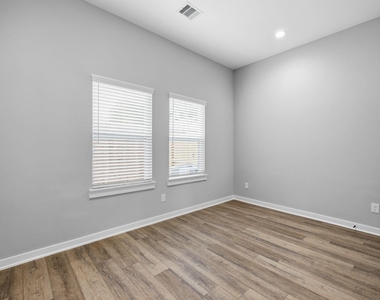 11303 Stonework Grove Lane - Photo Thumbnail 18