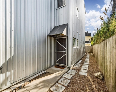 2508 Calumet Street - Photo Thumbnail 26