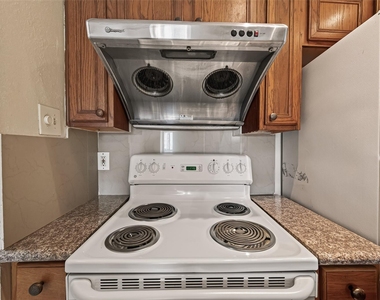 2110 Wilcrest Drive - Photo Thumbnail 14