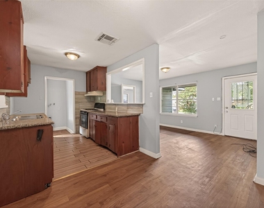 10506 Buffum Street - Photo Thumbnail 12