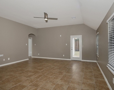 9606 Arched Oak Drive - Photo Thumbnail 9