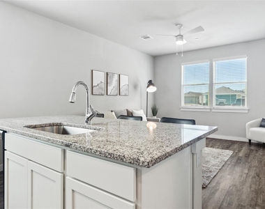 520-1304b Powell Drive - Photo Thumbnail 14