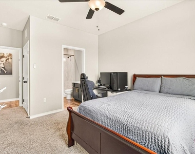 2646 Las Estrellas Street - Photo Thumbnail 27