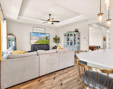 2646 Las Estrellas Street - Photo Thumbnail 9