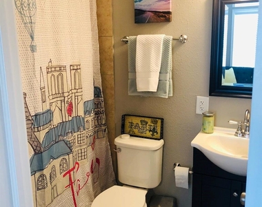 5605 Robertson Street - Photo Thumbnail 7