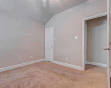 6107 Nicholas Lane - Photo Thumbnail 19