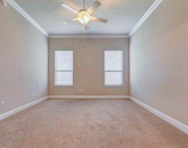 6107 Nicholas Lane - Photo Thumbnail 12