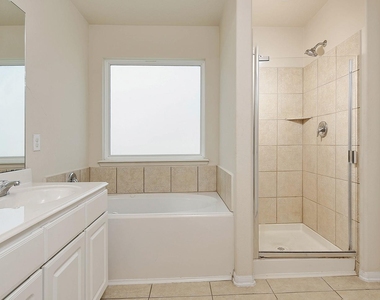 9960 Hyacinth Way - Photo Thumbnail 17