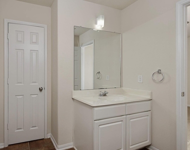 9960 Hyacinth Way - Photo Thumbnail 7