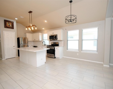 5910 Sugar Field Lane - Photo Thumbnail 11