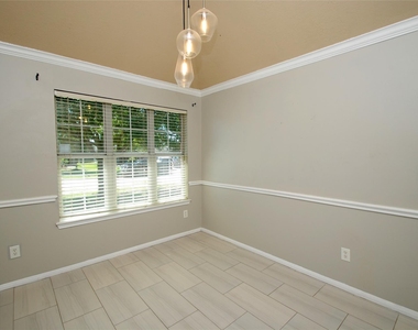 5910 Sugar Field Lane - Photo Thumbnail 5