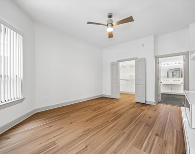 1901 Post Oak Boulevard - Photo Thumbnail 9