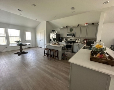 25406 Rustic Square Trace - Photo Thumbnail 5