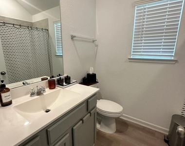 25406 Rustic Square Trace - Photo Thumbnail 11