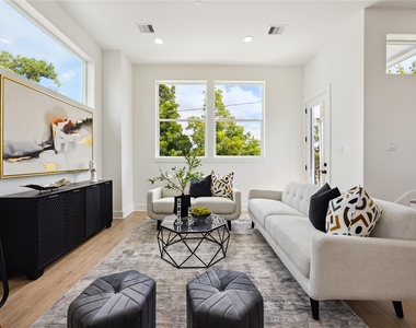 835 Rachel Street - Photo Thumbnail 6