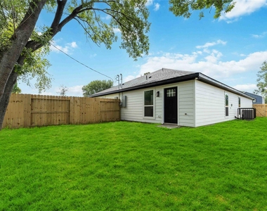 9001 Nyssa Street - Photo Thumbnail 27